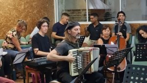 El Chango Spasiuk invitó a vivir una noche única de fe y música en Misa Popular de las Misiones en San Ignacio: “Es algo muy movilizador” imagen-1