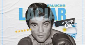 Fue tres veces campeón del mundo, ganó una pelea durante la Guerra y le dedicó el triunfo a los pibes de Malvinas imagen-1