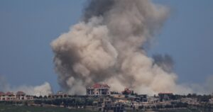 Guerra en Medio Oriente, EN VIVO: Trump dice que Estados Unidos no tiene apuro por cerrar un acuerdo con Irán e Israel volvió a atacar el sur del Líbano imagen-2