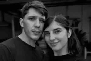 Conmoción en Rosario: hallaron muerta a una pareja y sospechan de un femicidio seguido de suicidio imagen-2