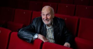 La voz final de Héctor Alterio: el lanzamiento póstumo junto a Juan Carlos Cambas que homenajea a Atahualpa Yupanqui imagen-3