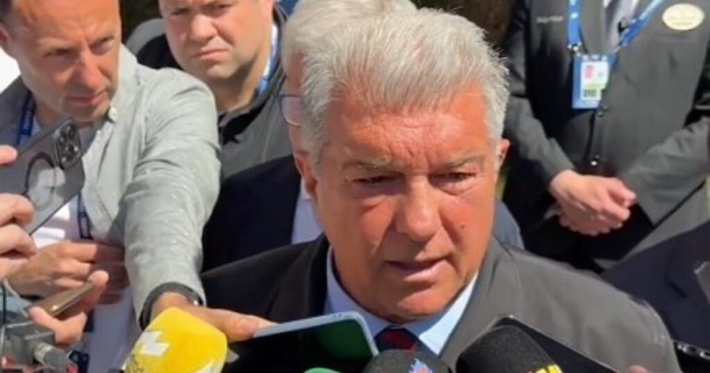 Laporta estalló contra el arbitraje en la serie ante el Atlético de Madrid: "Es una vergüenza, es intolerable" imagen-41