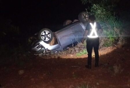 Volcó una camioneta en Ruta 211 en Dos de Mayo: conductor con lesiones leves imagen-67