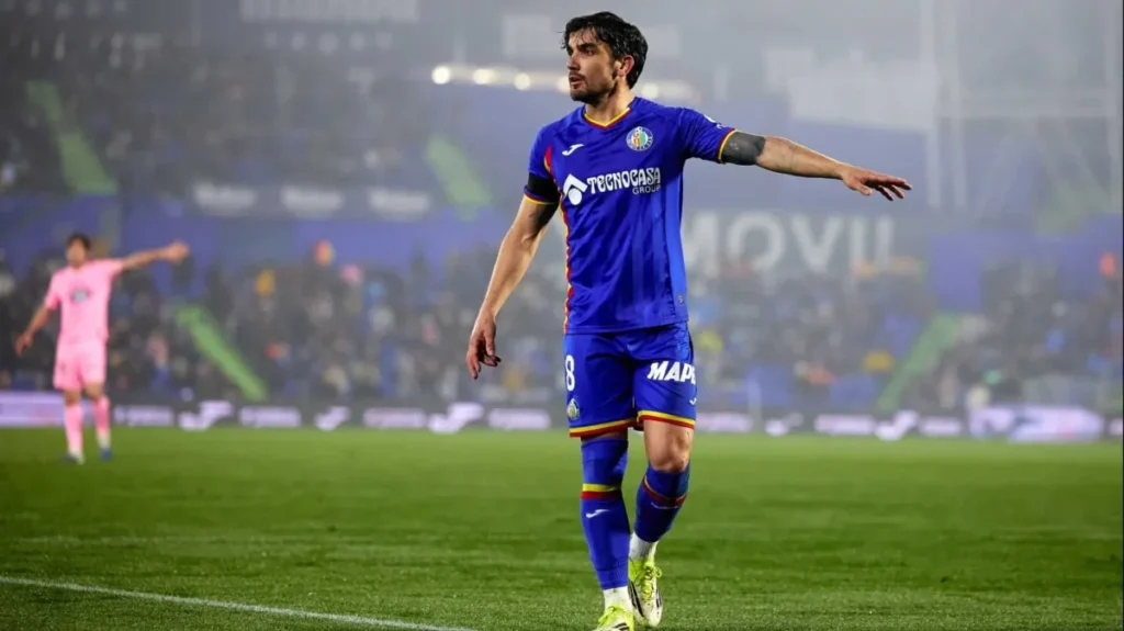 Coudet pidió a un mediocampista uruguayo que juega en Europa hace 9 años - TyC Sports imagen-5