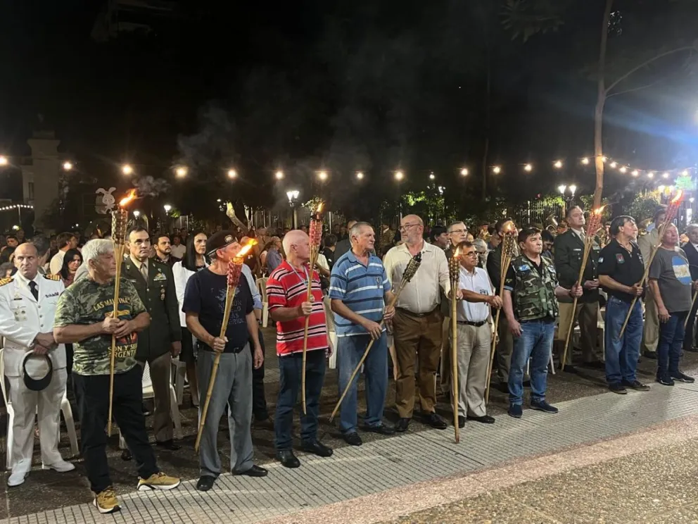 A 44 años de Malvinas: la memoria que arde en cada antorcha imagen-5