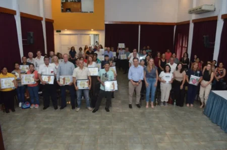 Vecinos de Montecarlo fueron recocidos por aportar al crecimiento social y comunitario imagen-13