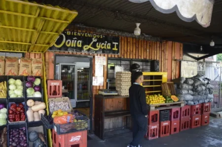 En almacenes clientes compran menos artículos para llegar a fin de mes imagen-9