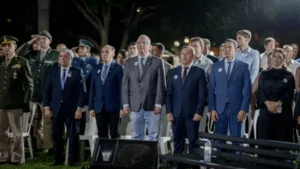 Passalacqua estuvo en la vigila por las Malvinas y destacó a los héroes y caídos imagen-2