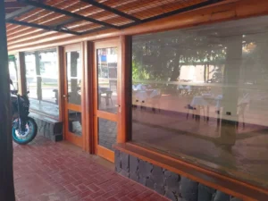 En Iguazú los desafíos son los altos costos mensuales obligan a comerciantes a cerrar o mudarse a los barrios imagen-1