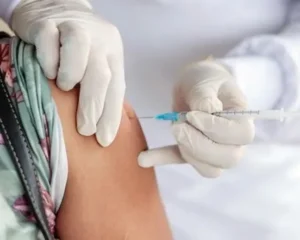 Vacuna antigripal: farmacias registran demoras y faltantes, en algunas trabajan a pedido imagen-1