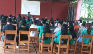 Tras amenazas de tiroteos en escuelas, realizan charlas preventivas en Caraguatay imagen-2
