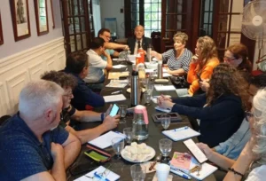 Docentes jubilados podrán recurrir a gremio si tienen movilidades atrasadas imagen-2