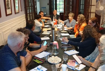 Docentes jubilados podrán recurrir a gremio si tienen movilidades atrasadas imagen-6