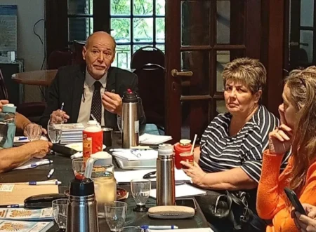 La justicia aceptó amparo presentado por gremio docente contra el CGE imagen-6