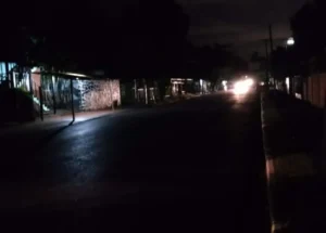 Puerto Iguazú: vecinos reclaman por la falta de alumbrado público en Villa Nueva Puerto Iguazú: vecinos reclaman por la falta de alumbrado público en Villa Nueva imagen-3