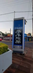 Para empresarios no hubo modificaciones en el precio de las naftas de YPF imagen-2