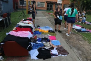 Se afianza el trueque y planean replicarlo en otros barrios Se afianza el trueque y planean replicarlo en otros barrios imagen-1