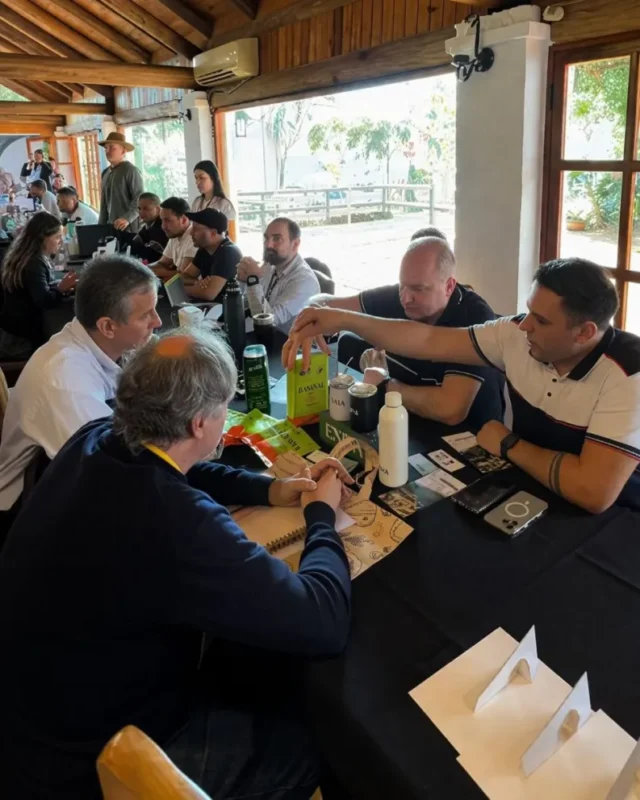 Productores de yerba concretan nuevas oportunidades de venta Productores de yerba concretan nuevas oportunidades de venta imagen-3