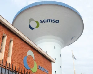 A través de un amparo, los usuarios de Itaembé Guazú lograron que Samsa no corte el agua y habilitó el pago mínimo imagen-1