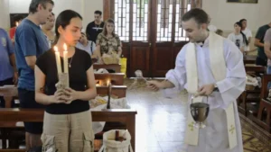 Bendición de alimentos y Vigilia Pascual en los templos Bendición de alimentos y Vigilia Pascual en los templos imagen-1