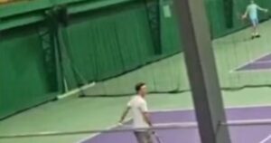 Video: ganó un partidazo, se extralimitó en el festejo y lo descalificaron Video: ganó un partidazo, se extralimitó en el festejo y lo descalificaron imagen-4