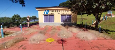 Prefectura secuestró redes y espineles en operativo contra la pesca furtiva en el río Uruguay imagen-10