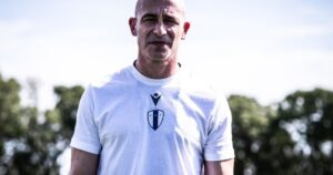 A pesar de meter al equipo en la Sudamericana, Juventud Las Piedras echó al Gallego Méndez imagen-1