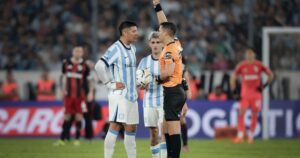 Rojo: el ocaso de un guerrero imagen-1