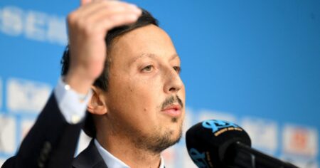 VHS, cuadernos y PC Fútbol: los cinco datos destacados del nuevo director deportivo de River imagen-23