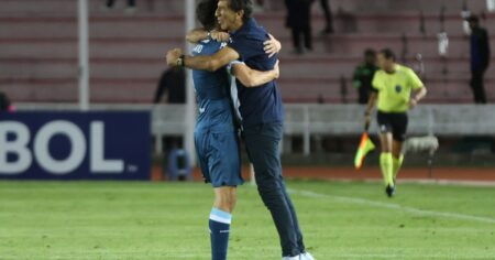 Costas y el triunfo de Racing en Bolivia: "Este es un grupo que se levanta enseguida" imagen-10