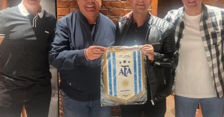 La banca de Chiqui Tapia para Darío Herrera y los otros árbitros que irán al Mundial imagen-21