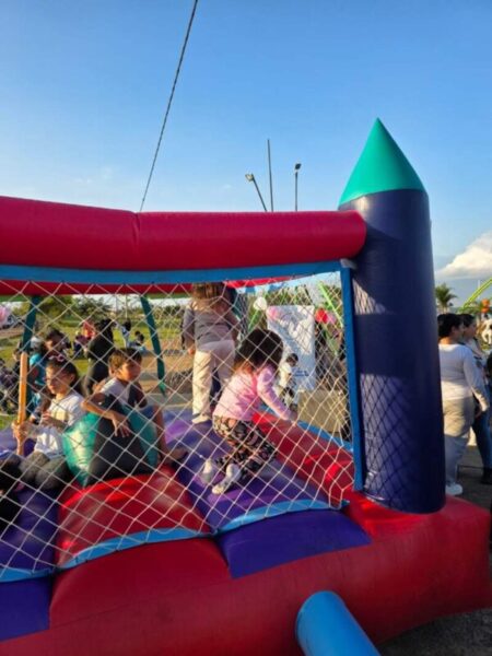 Con gran convocatoria, Posadas celebró el Día Provincial de las Familias de Niños Prematuros imagen-17