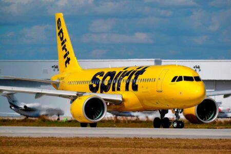 Noticias de Florida hoy, en vivo: miles de pasajeros afectados en aeropuertos por la quiebra de Spirit Airlines imagen-8