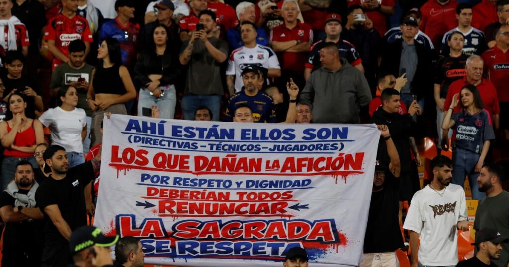 Qué hay detrás de los incidentes que se produjeron en la cancha de Independiente Medellín imagen-39