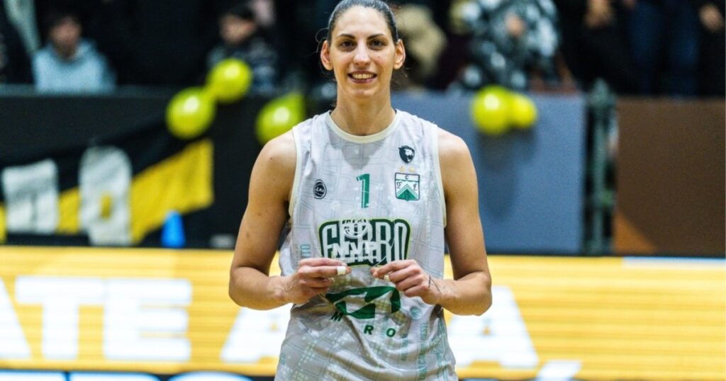 Florencia Fernández fue elegida como la MVP de las finales de La Liga Femenina 2026 Florencia Fernández fue elegida como la MVP de las finales de La Liga Femenina 2026 imagen-42