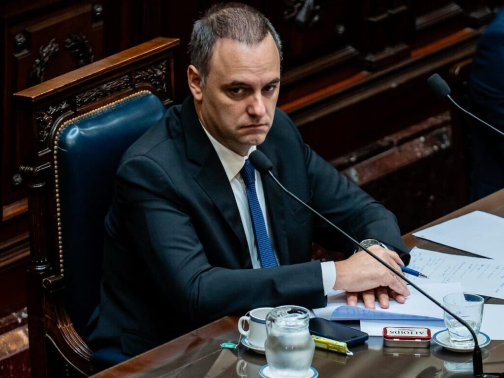 Caso Adorni, en vivo: qué se sabe del escándalo de la cascada y las reformas en su casa del country imagen-5