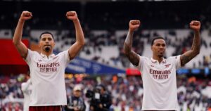 Sigue la pelea por la Premier League: cómo quedó la tabla tras el triunfo del Arsenal ante West Ham imagen-1