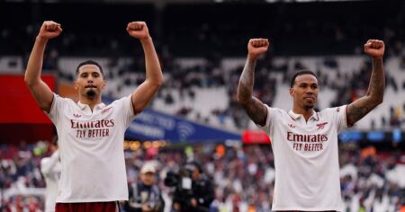 Sigue la pelea por la Premier League: cómo quedó la tabla tras el triunfo del Arsenal ante West Ham imagen-13