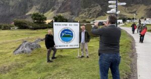 Alerta por hantavirus en la isla habitada más remota del mundo: el crucero atracó dos días con una víctima a bordo y ahora rastrean los contactos imagen-3