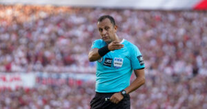 La Liga Profesional cambió el horario de Rosario Central vs Racing y anunció los árbitros para los cuartos de final imagen-3