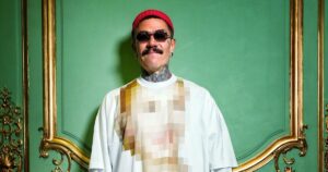 Adrián Appiolaza, el argentino que dirige una marca top y lleva a Evita y Mafalda en sus diseños de ropa imagen-3
