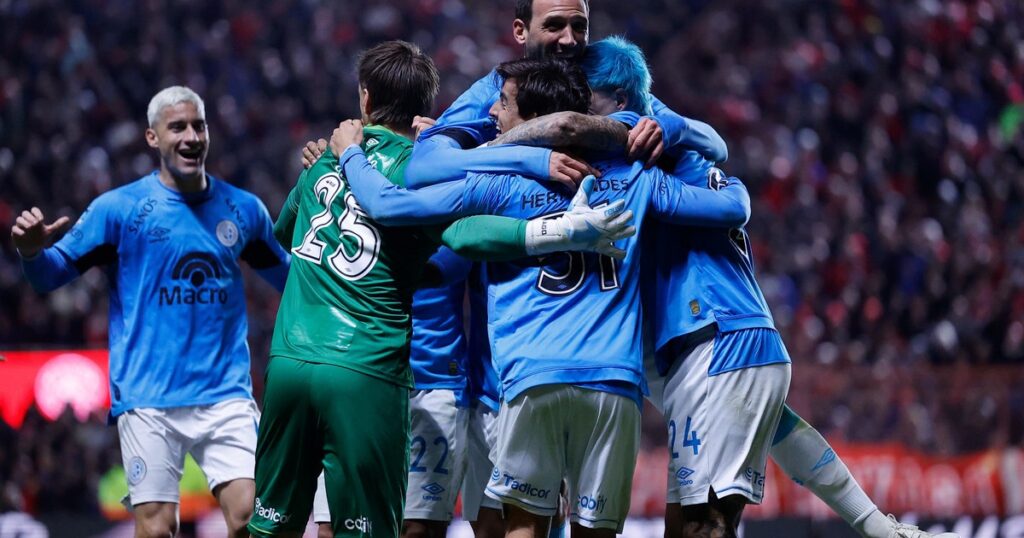 Luis Artime, presidente de Belgrano, calentó la final con River: «Los mandamos a la B y ascendimos, ahora hay que hacer historia» Luis Artime, presidente de Belgrano, calentó la final con River: "Los mandamos a la B y ascendimos, ahora hay que hacer historia" imagen-97