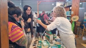 Misiones | Emprendimiento cordobés participó de la Expo té y destacó la calidad del té misionero como base de sus blends premium Misiones | Emprendimiento cordobés participó de la Expo té y destacó la calidad del té misionero como base de sus blends premium imagen-4