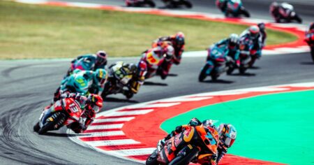 Cómo les fue a Valentín Perrone y Marco Morelli en el GP de Cataluña de Moto3 imagen-13