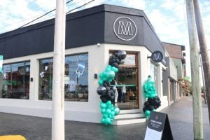 Café Martínez abrió en una emblemática esquina de Oberá y sumó su segunda sucursal en Misiones: “Fue una obra en tiempo récord, quien se acerque va a salir satisfecho” imagen-1