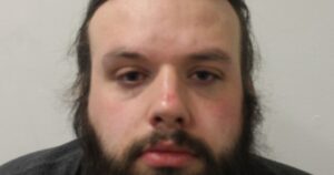 Cayó un moderador de sitios de abuso infantil en la dark web: tenía 87 mil imágenes ilegales imagen-4