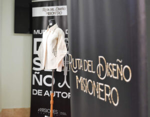 “Moda con identidad”: diseñadores misioneros exhiben la riqueza cultural en la Legislatura imagen-1