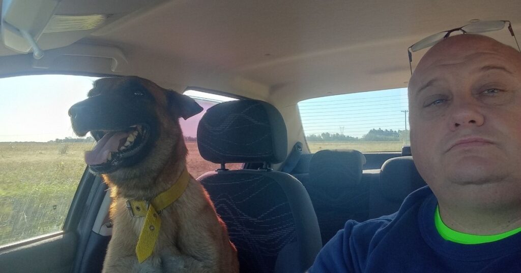"Me siento feliz": el emotivo reencuentro entre un hombre y su perro perdido que se volvió viral imagen-5
