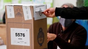 Medios, elecciones e IA: funciona la herramienta como asistente técnico en la cobertura electoral pero no es confiable para la interpretación de datos, según estudio imagen-4