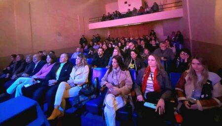 El Espacio Cultural Holístico reunió en Posadas a referentes del bienestar emocional y las terapias integrales imagen-14